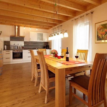 Appartamento Weingut Schunck Leinsweiler Esterno foto